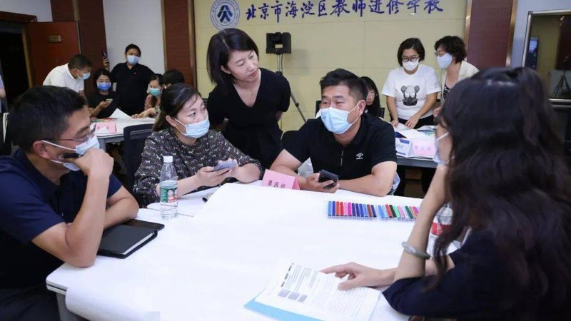 内训师选拔：如何构建高效的内训师团队**